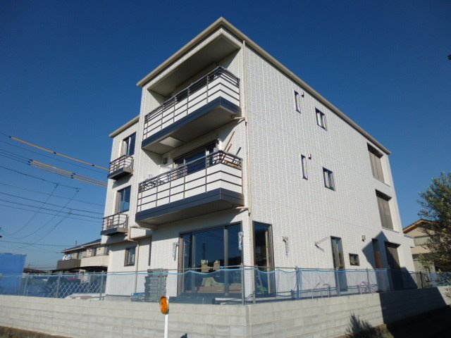 倉敷市黒崎の賃貸マンションの外観