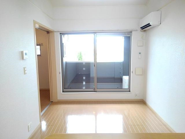 【居間・リビング】 | ヴィ・アモーレ