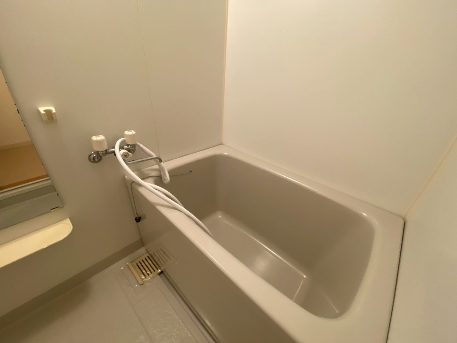 リュミエール　イーストの浴室