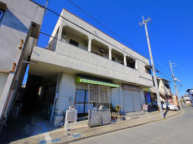 谷野住宅B棟の外観
