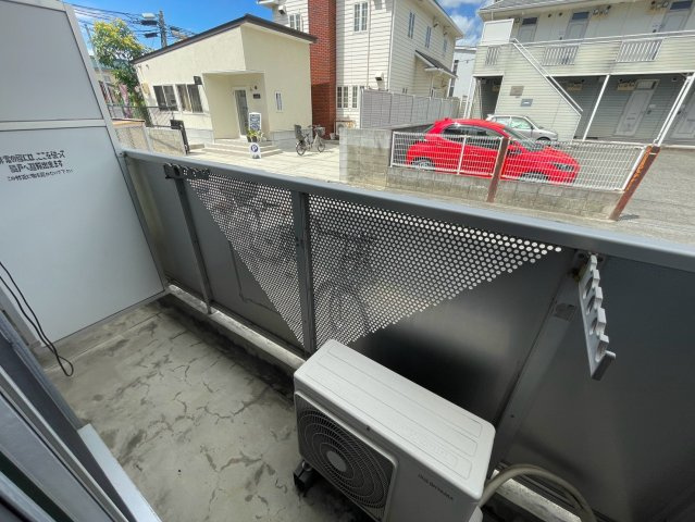 ウイングハウス　(近大　一人暮らし)のバルコニー