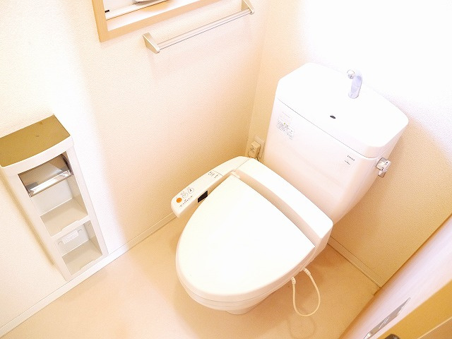 モン・ヴェールＨのトイレ|ゆったりとした空間のトイレです