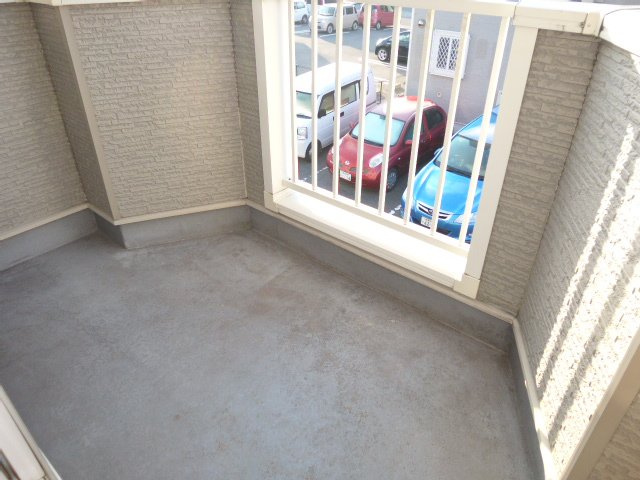 倉敷市茶屋町のアパートのバルコニー