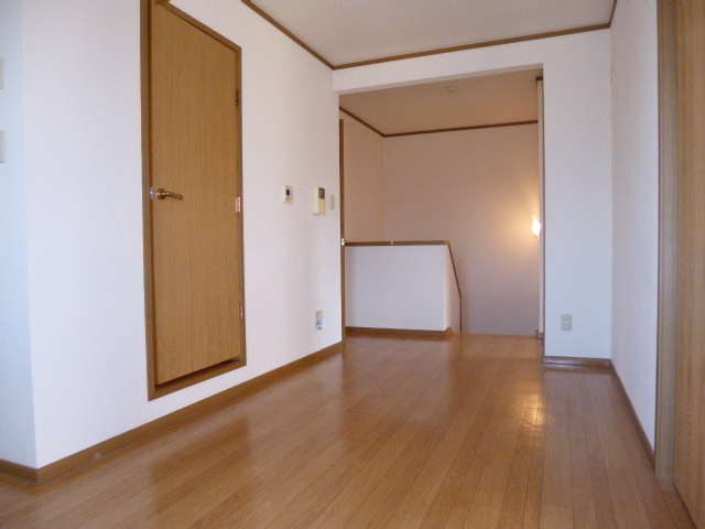 倉敷市茶屋町のアパートの居間・リビング
