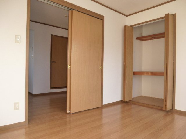 倉敷市茶屋町のアパートの内装|洋室