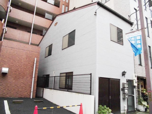 松澤ビルの外観