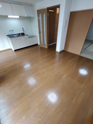  | くさかマンション