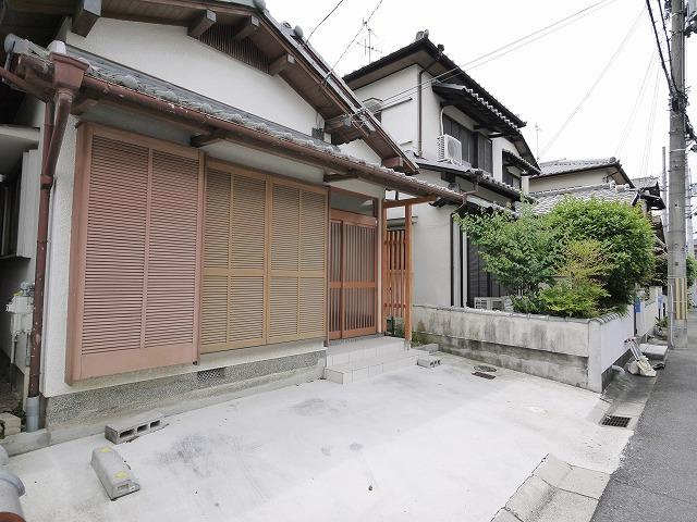 大井邸の駐車場|カースペースがあります