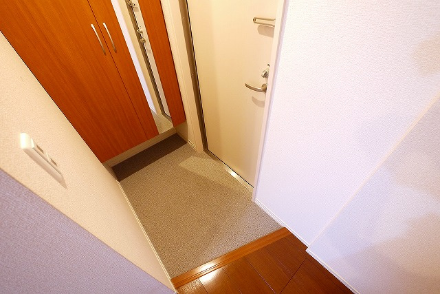 サン・ルイスの玄関|玄関です