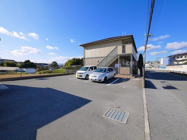 チエーロ グランデの駐車場|駐車スペースもあります