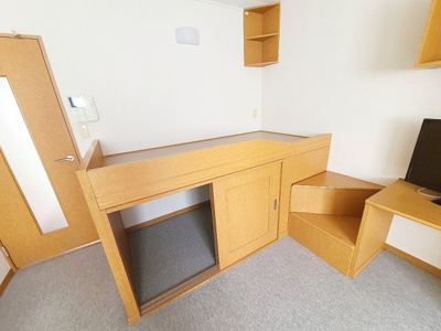 【居間・リビング】 | 本駒込 | 1Fはフローリング、2Fはカーペットになります。