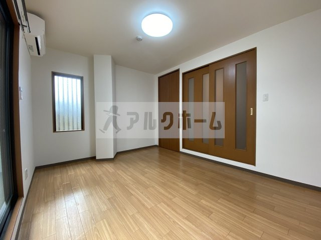 コンフィメゾン柏原の洋室|コンフィメゾン柏原　洋室