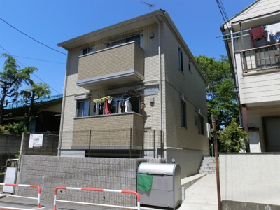 【外観】 | グランカーサⅡ | グランカーサⅡ　軽量鉄骨造２階建　１階のお部屋ですが通行人等は気になりません