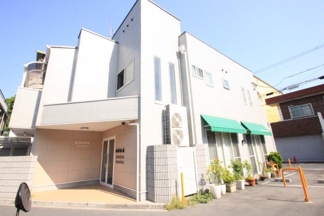 Ｋａｎａｅマンション( 近畿大学 一人暮らし )の外観