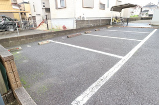 【駐車場】