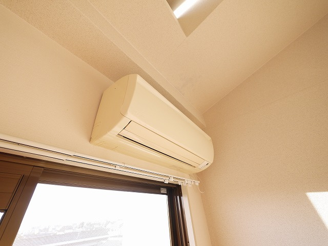 シティパレス川之上町の設備|エアコン付きです