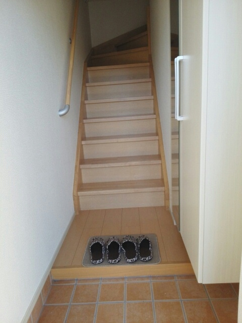 グレース アロッジオの玄関