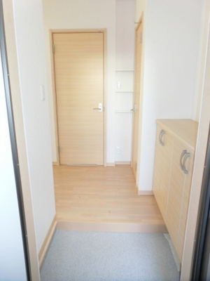 【玄関】 | ワコーレヴィアーノ長田