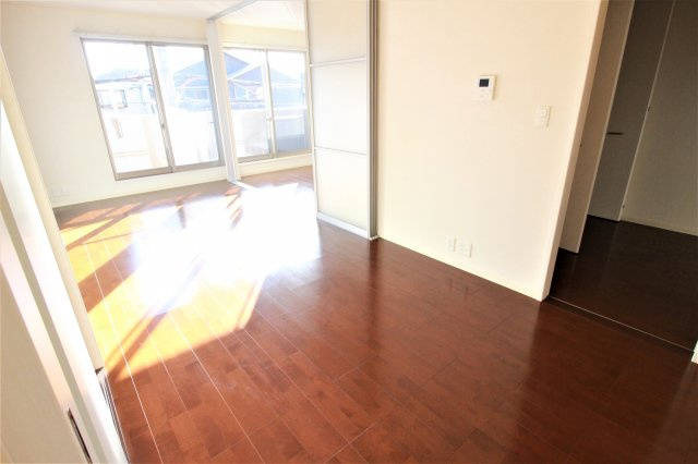 【居間・リビング】