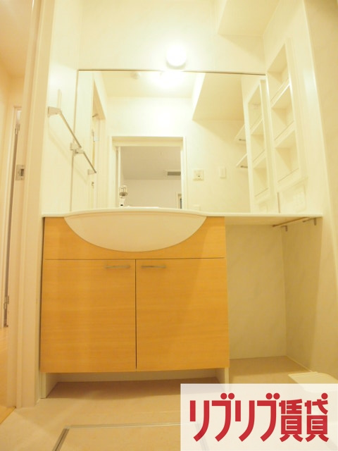 コーポスカイGの独立洗面台