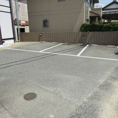 【駐車場】 | メゾングレイス