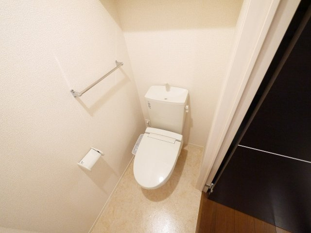 サン・ルイスのトイレ|落ち着いたトイレです
