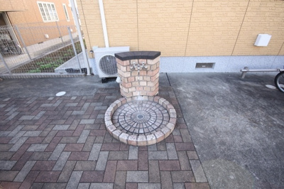 【その他共用部分】 | ラッシーパルＢ | ラッシーパルＢ　　ペットの足洗い場付きです♪