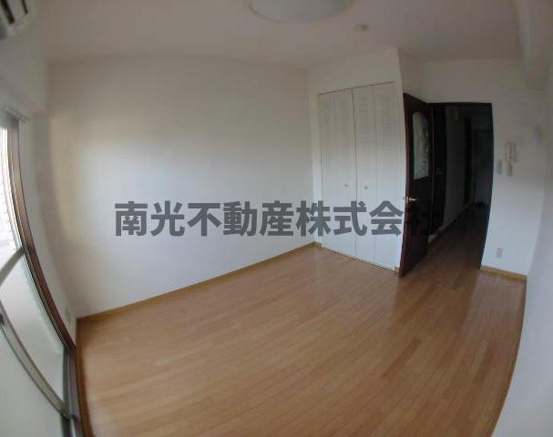 東大阪市永和２丁目の賃貸マンションの洋室