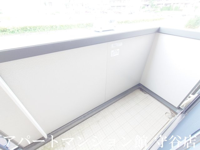 アプローズスクエアBのバルコニー