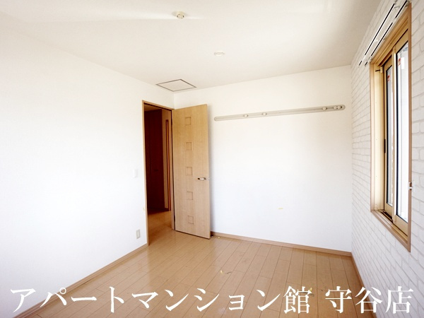 アプローズスクエアBの寝室