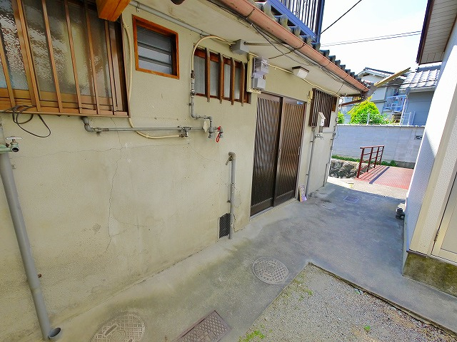 宮崎住宅のエントランス