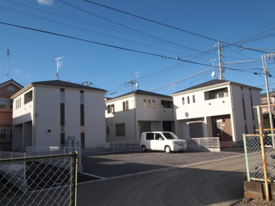 【外観】 | 弐分方町 | 真ん中にあるのがＢ棟です