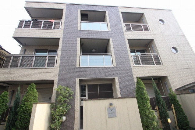 東大阪市下小阪４丁目の賃貸マンションの外観