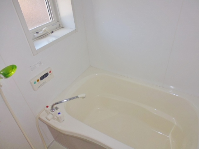 ＫＯ．レジデンスＡの浴室