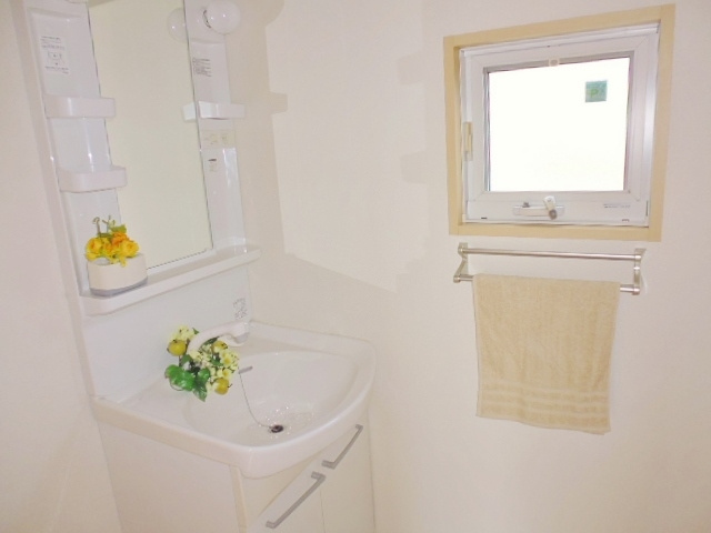 ＫＯ．レジデンスＡの独立洗面台|洗髪洗面化粧台