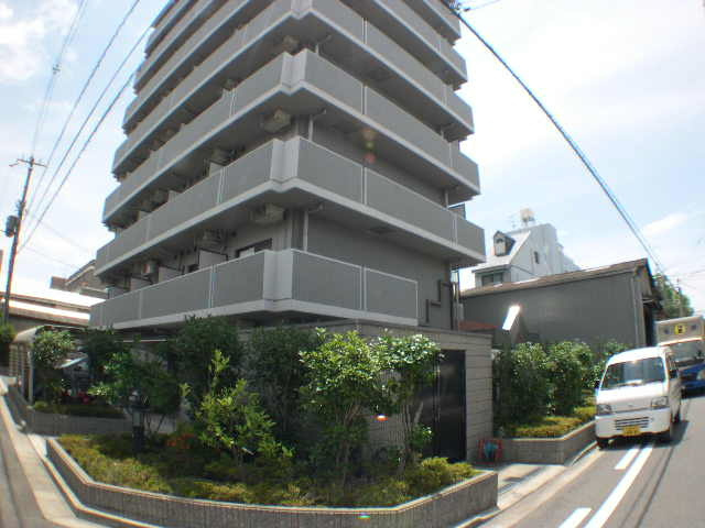 コートビュータワーの外観