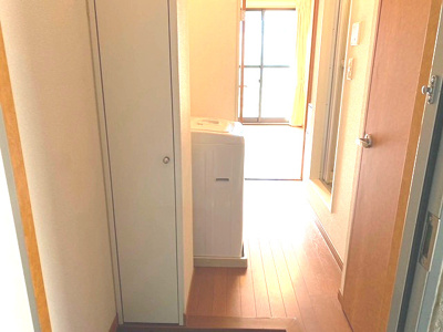 【玄関】 | ミヨシ