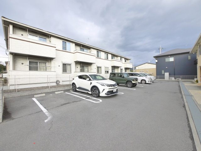 サンガーデンＭ・Ⅴの駐車場|駐車場です