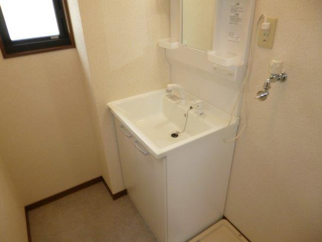 ジョワイユーマーサＢの独立洗面台|シャンプードレッサー