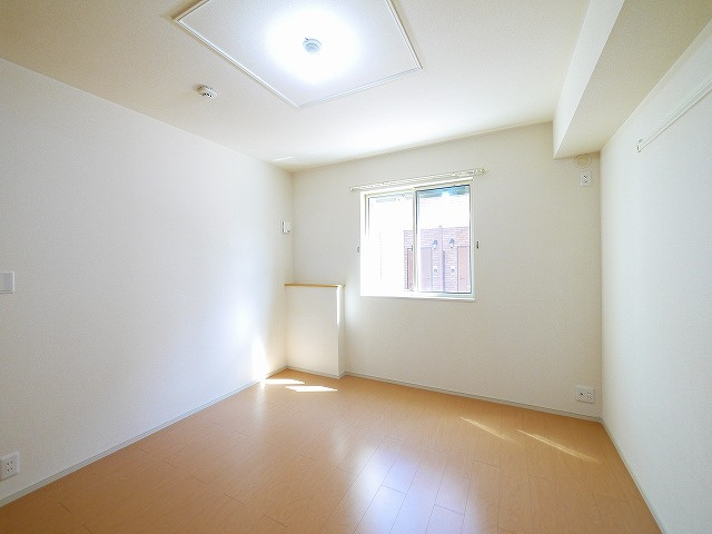 サンリット雅Ⅲの洋室|スタンダードな洋室です