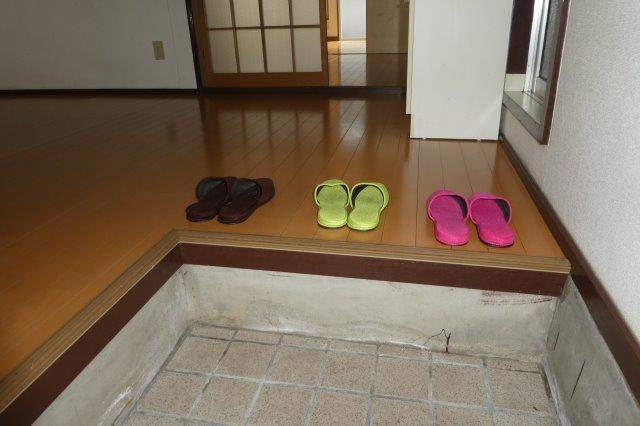 野田マンションＢの玄関