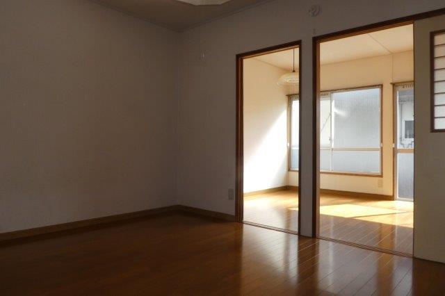 野田マンションＢの洋室