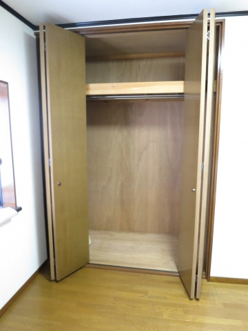 狭山ヶ丘2丁目貸家の収納
