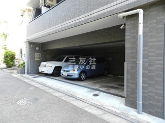 【駐車場】