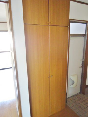 【玄関】 | 小笠原ハイツ　Ａ | シューズボックス付き※写真はイメージです。