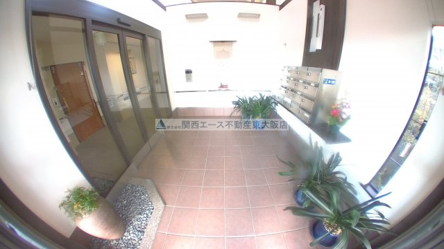 【エントランス】 | ガーデンサイドゆうゆう