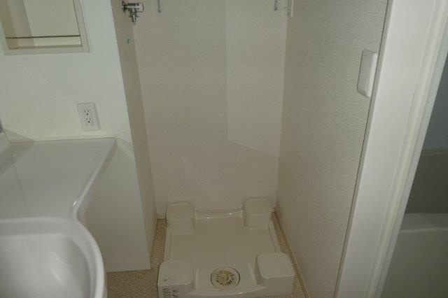 ルナールのその他|洗濯機置き場