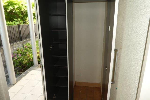 ルナールの収納|シューズクローゼット