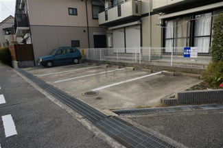 【駐車場】 | 平面駐車場