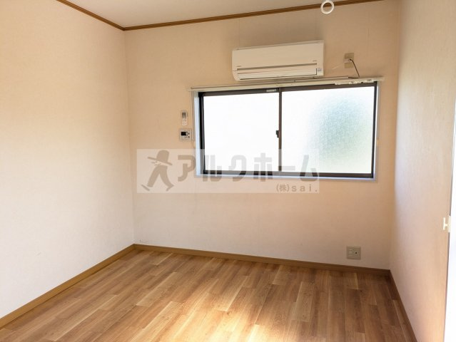 畑本ハイツの居間・リビング|畑本ハイツ（柏原市・河内国分）